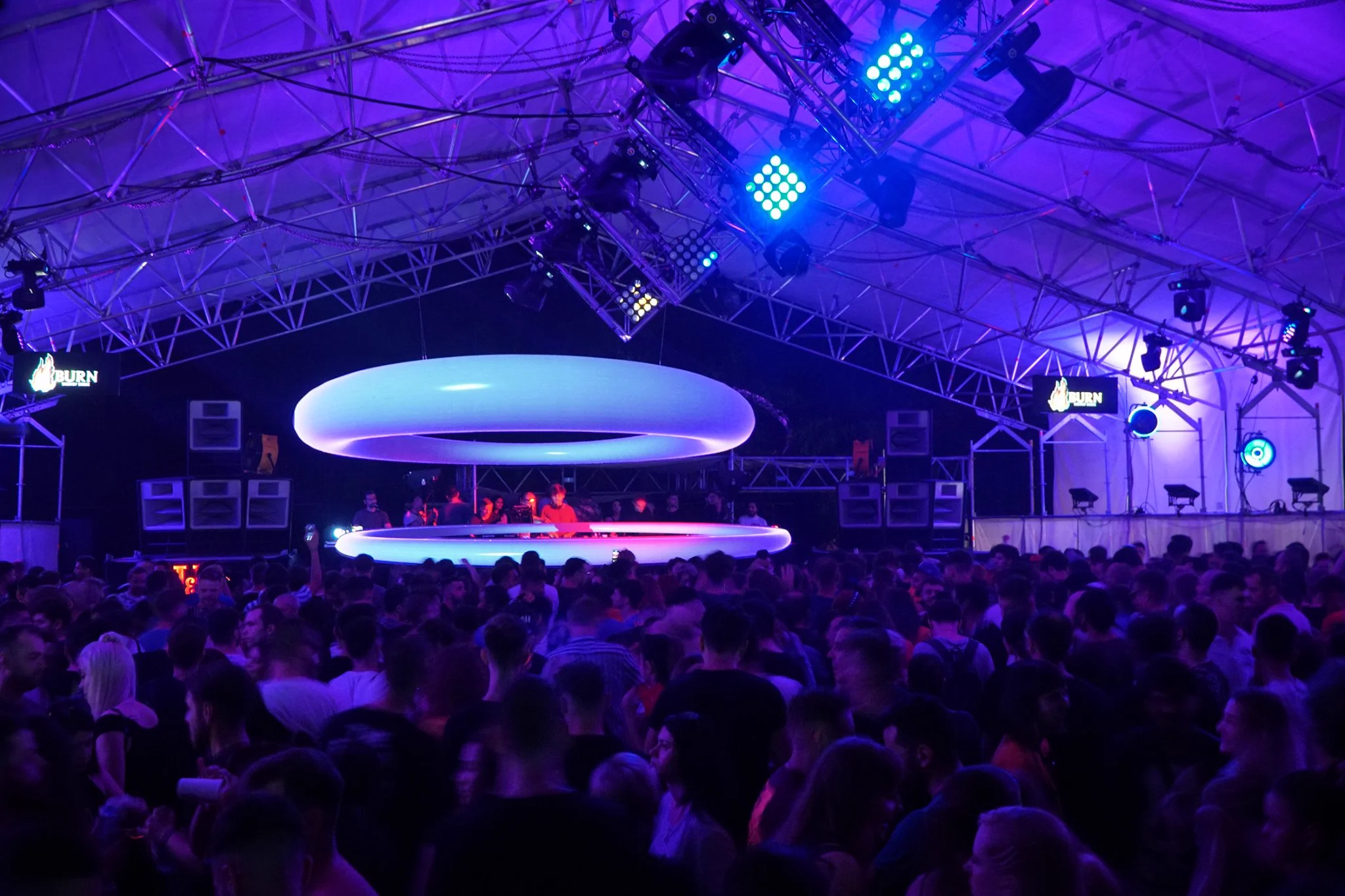 faux-torus at picnic fonic