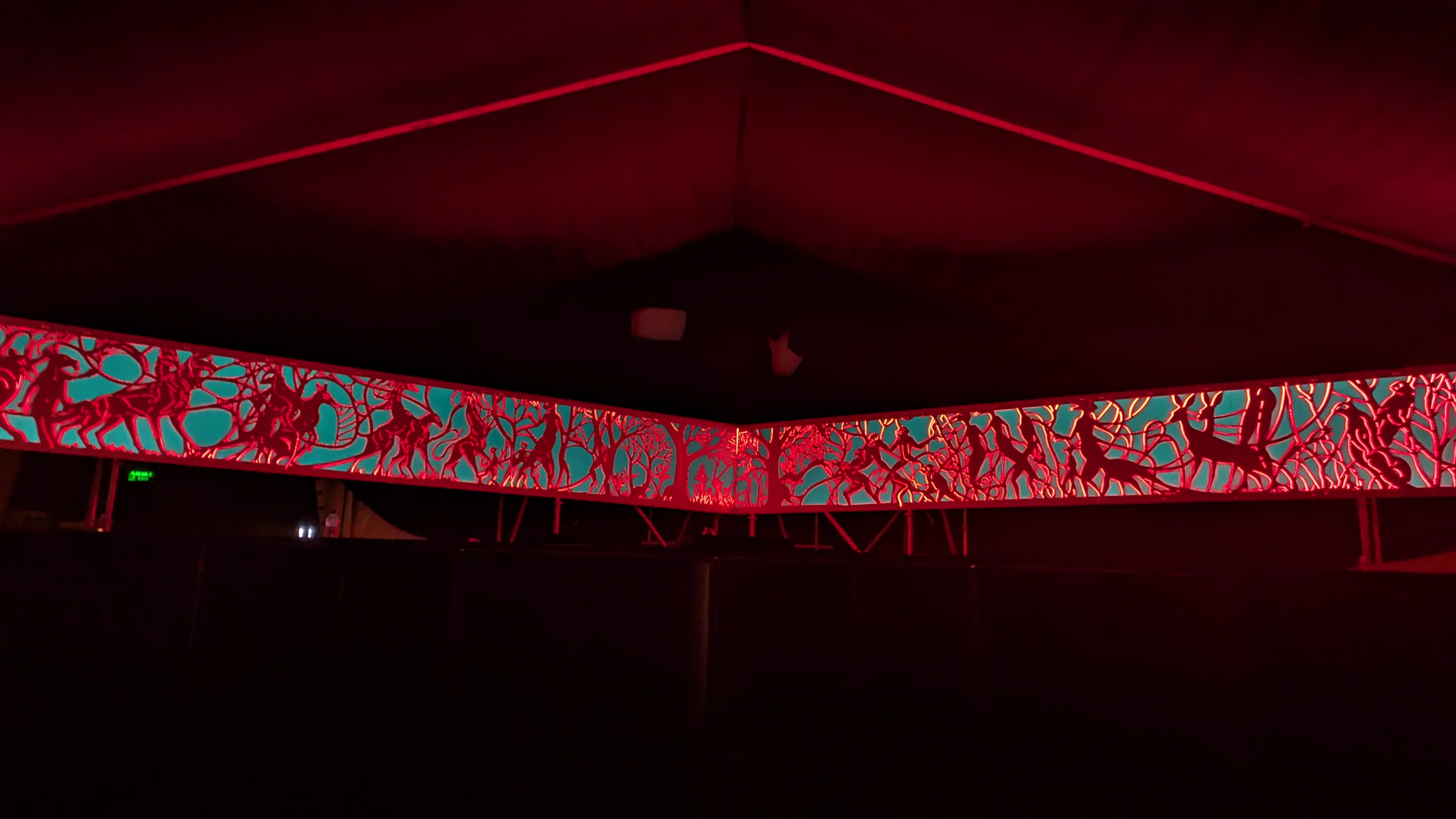 stageset, sunwaves 35